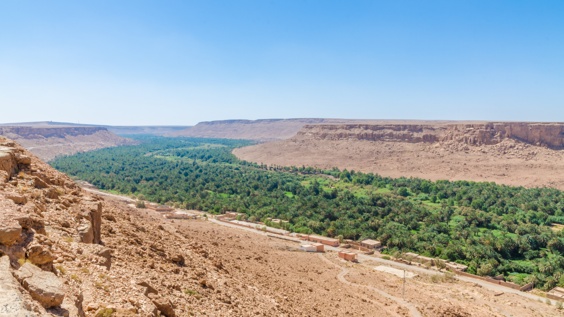 5 Days Tour from Errachidia to Fez Via Merzouga Desert